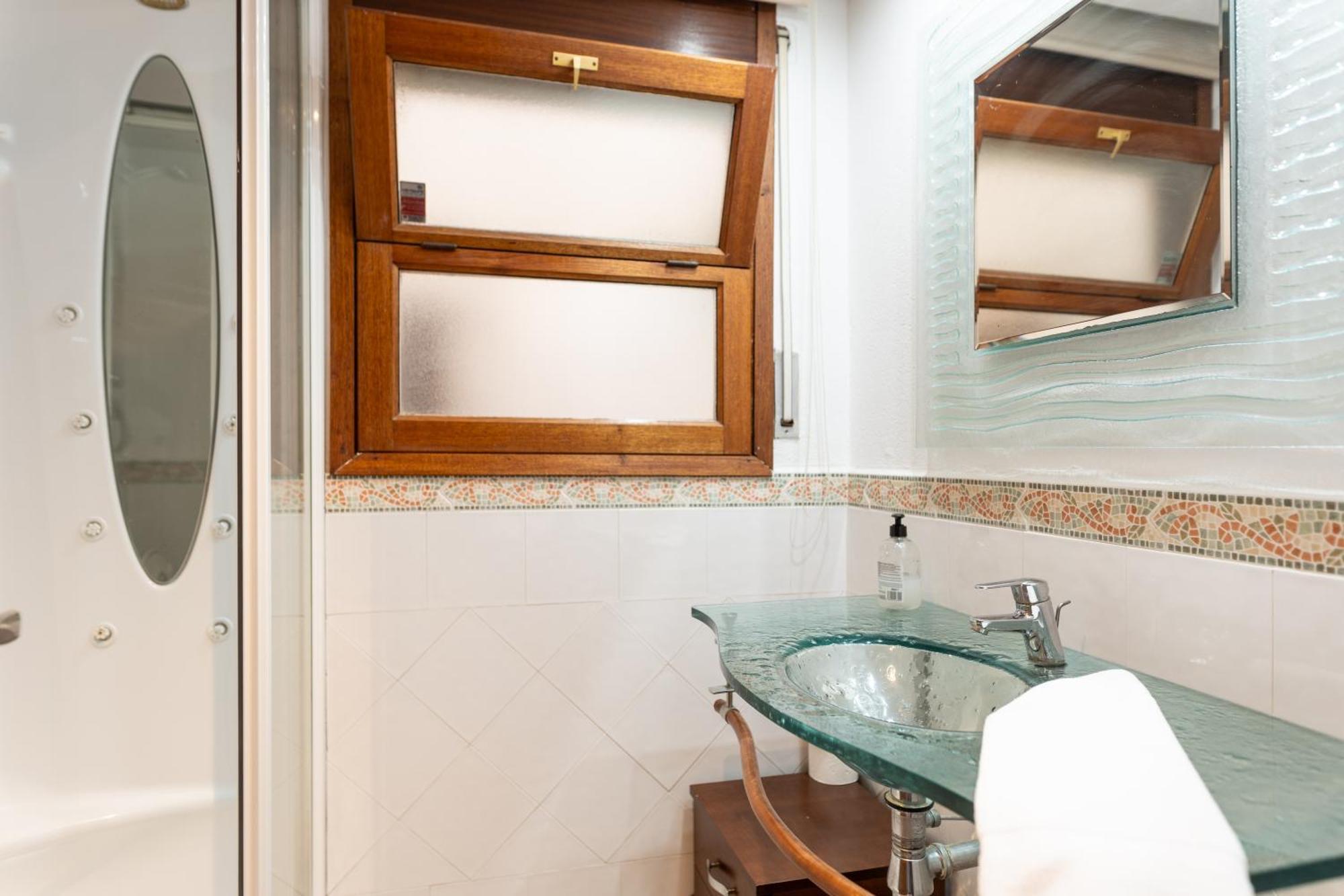 Apartaments Maritim Torre Valentina サン・アントニオ・デ・カランジャ エクステリア 写真