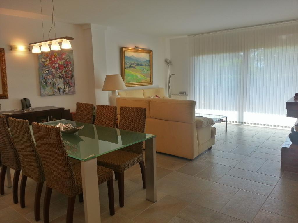 Apartaments Maritim Torre Valentina サン・アントニオ・デ・カランジャ 部屋 写真